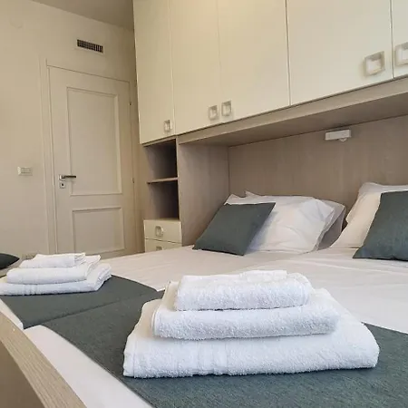 Nuema Apartment *