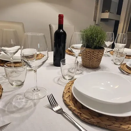 Nuema 아파트 아세미니